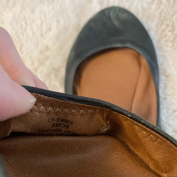 LUCKY BRAND black leather flats, good condition size 8 - Picture 7 of 8